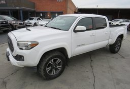 2018 Toyota Tacoma - Image 2