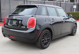 2018 Mini Hardtop 4 Door - Image 8