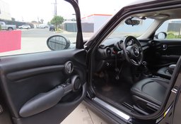 2018 Mini Hardtop 4 Door - Image 21