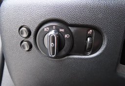 2018 Mini Hardtop 4 Door - Image 40