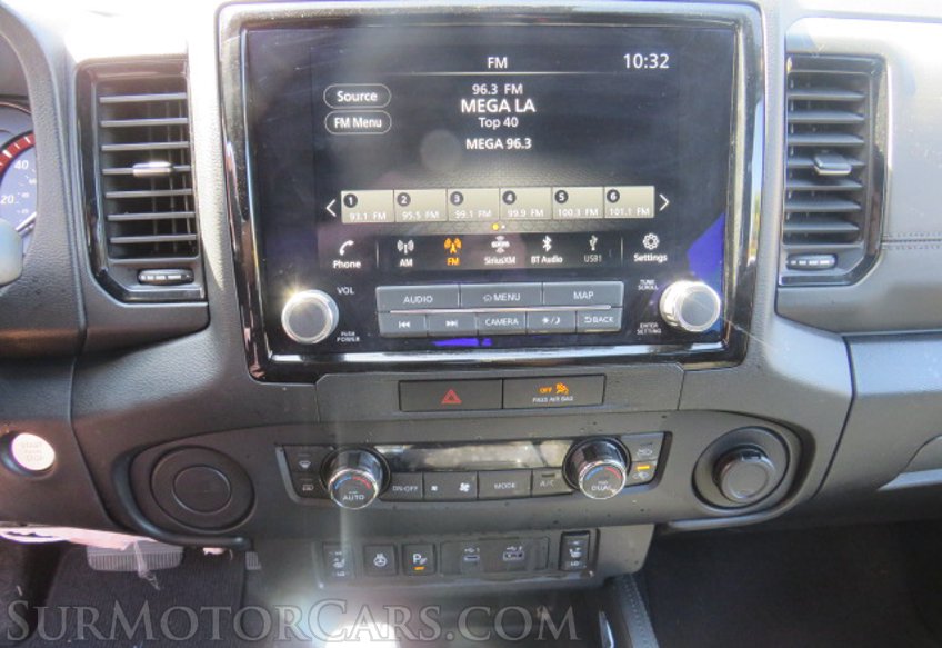 2022 Nissan Frontier - Image 40