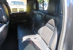 2022 Nissan Frontier - Image 34