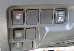 2022 Nissan Frontier - Image 47