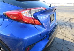 2018 Toyota C-HR - Image 19