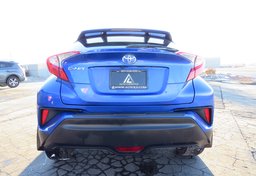 2018 Toyota C-HR - Image 12