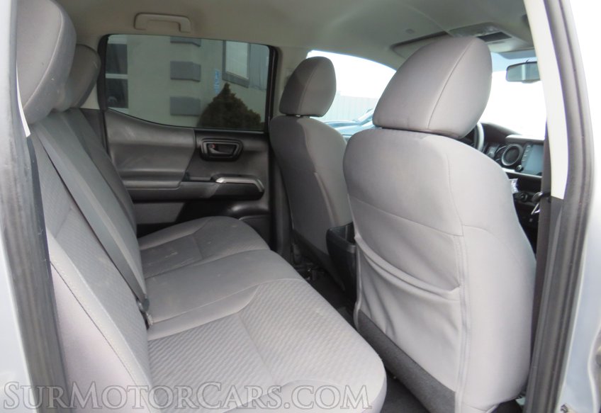 2020 Toyota Tacoma 4WD - Image 30