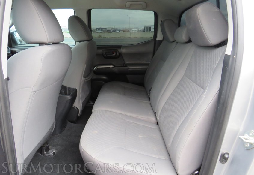 2020 Toyota Tacoma 4WD - Image 29