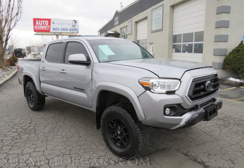 2020 Toyota Tacoma 4WD - Image 4