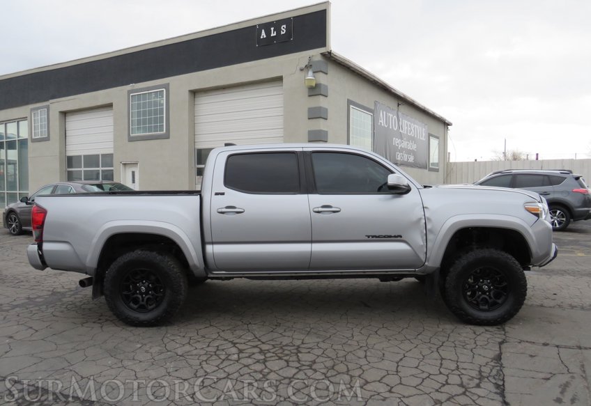 2020 Toyota Tacoma 4WD - Image 9