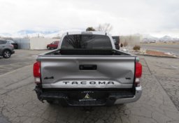 2020 Toyota Tacoma 4WD - Image 11