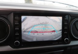 2020 Toyota Tacoma 4WD - Image 36