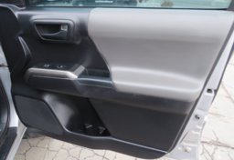 2020 Toyota Tacoma 4WD - Image 50