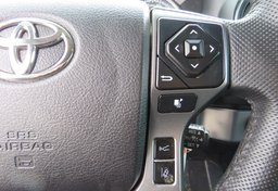 2020 Toyota Tacoma 4WD - Image 34