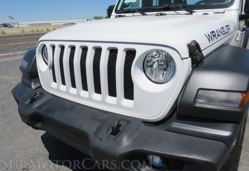 2018 Jeep Wrangler Unlimited - Image 11