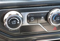 2018 Jeep Wrangler Unlimited - Image 48