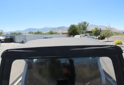 2018 Jeep Wrangler Unlimited - Image 17