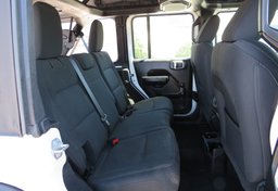 2018 Jeep Wrangler Unlimited - Image 38