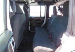 2018 Jeep Wrangler Unlimited - Image 39