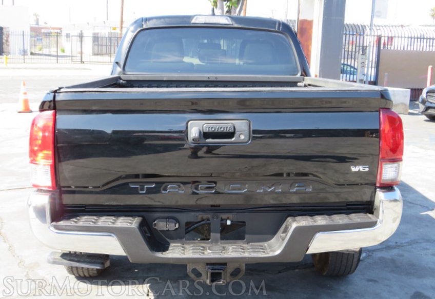 2022 Toyota Tacoma - Image 11