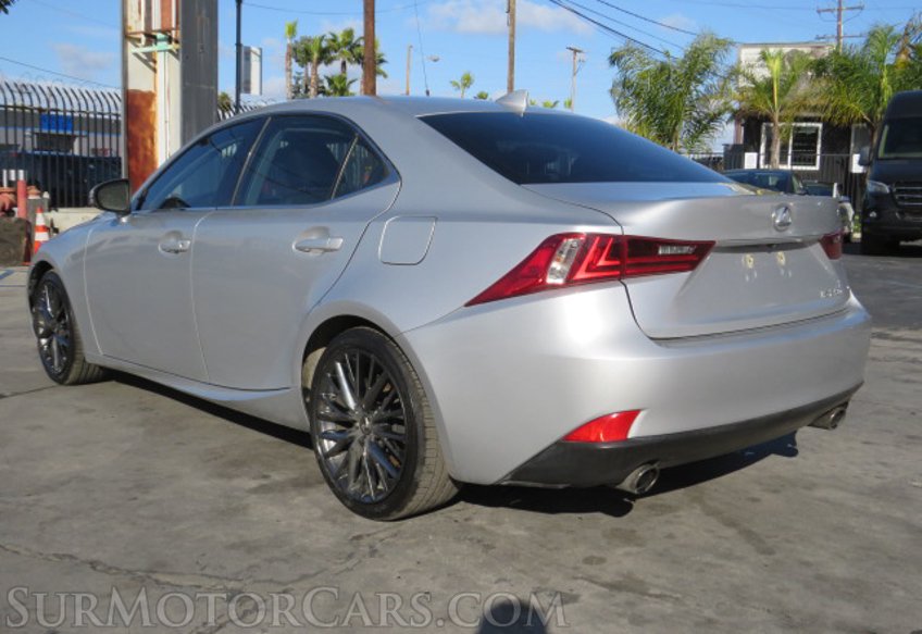 2015 Lexus IS 250 - Image 10