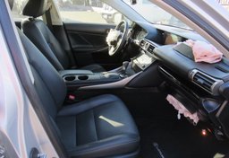 2015 Lexus IS 250 - Image 27