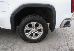 2020 GMC Sierra 1500 - Image 36