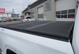 2020 GMC Sierra 1500 - Image 18