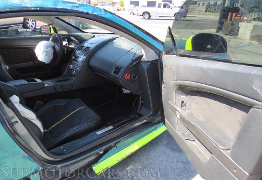 2015 Aston Martin V8 Vantage - Image 17