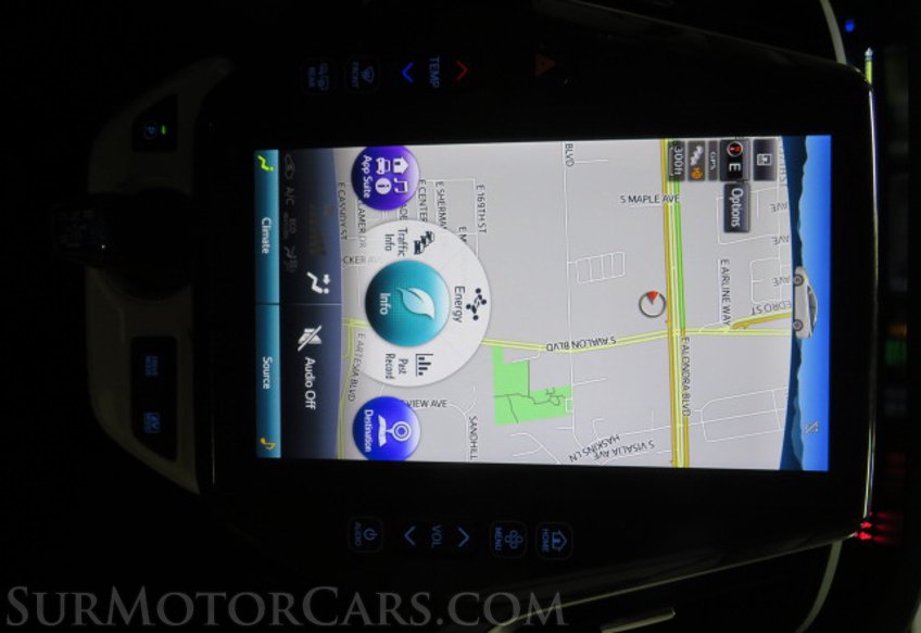 2018 Toyota Prius - Image 38