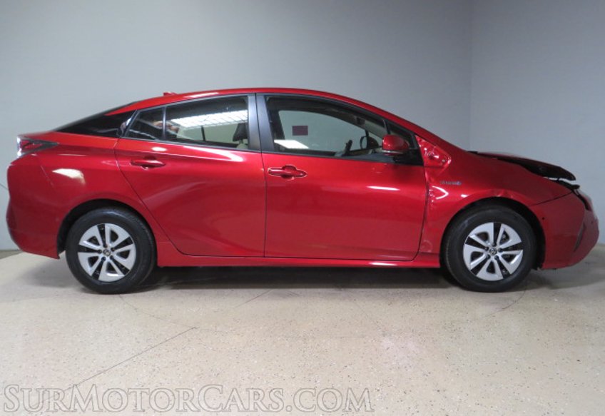 2018 Toyota Prius - Image 9