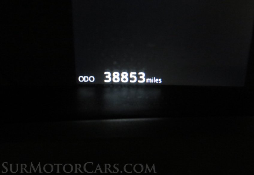 2018 Toyota Prius - Image 35