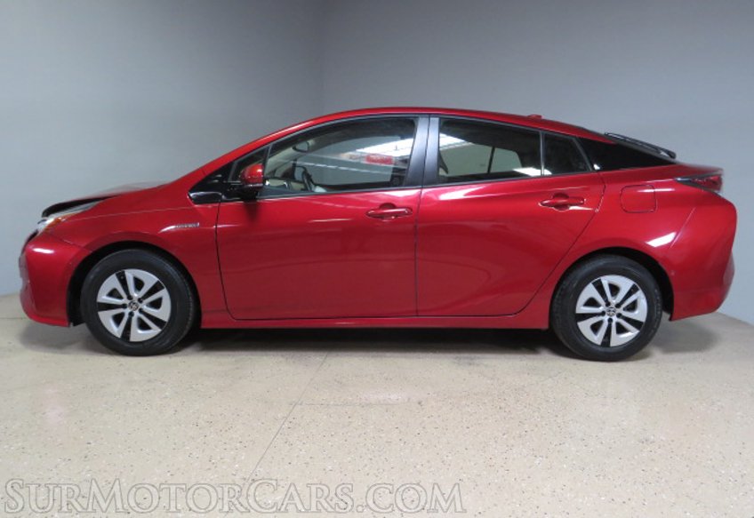 2018 Toyota Prius - Image 10