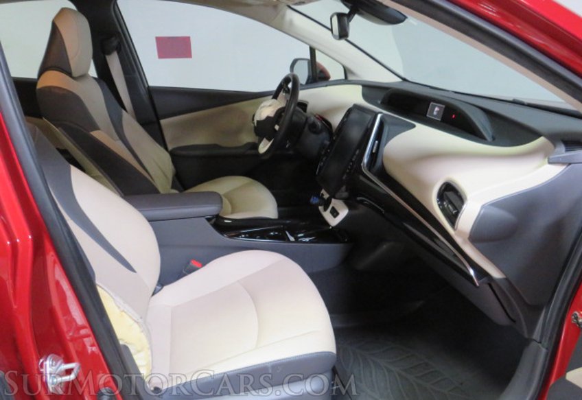 2018 Toyota Prius - Image 24