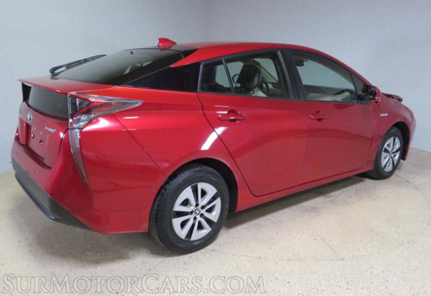2018 Toyota Prius - Image 8