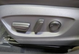 2018 Toyota Prius - Image 45