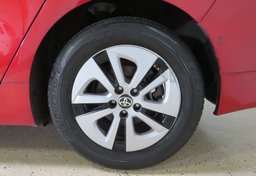 2018 Toyota Prius - Image 47