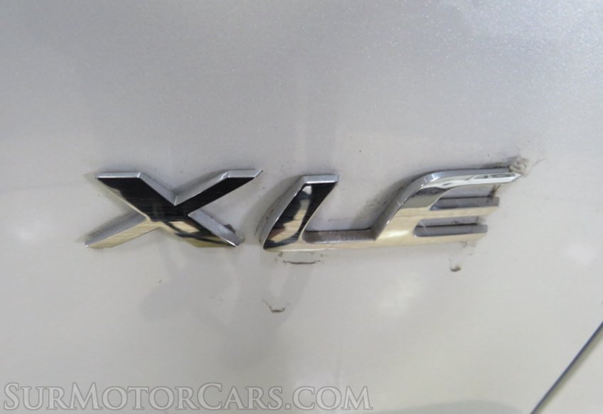 2023 Toyota Corolla Cross - Image 19