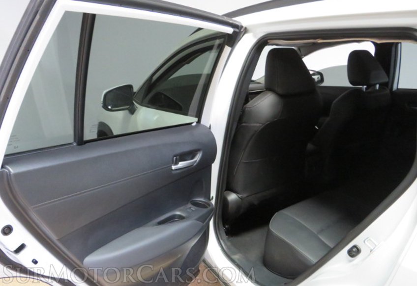 2023 Toyota Corolla Cross - Image 23