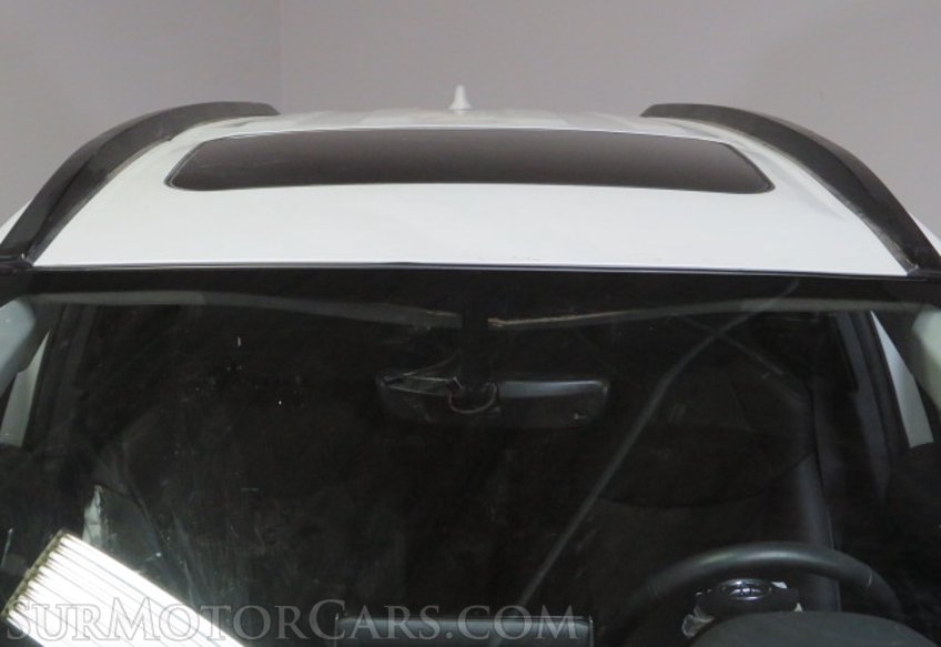 2023 Toyota Corolla Cross - Image 13