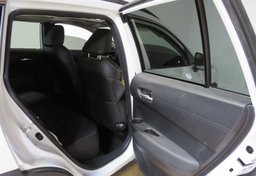 2023 Toyota Corolla Cross - Image 24