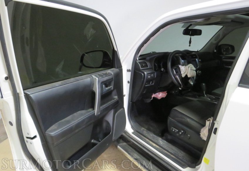 2018 Toyota 4Runner - Image 21