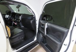 2018 Toyota 4Runner - Image 24