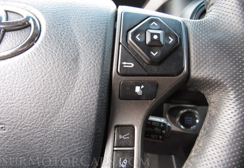 2020 Toyota Tacoma 4WD - Image 34