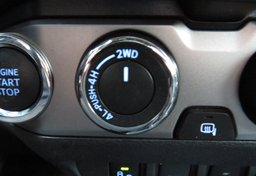 2020 Toyota Tacoma 4WD - Image 44