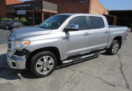 2014 Toyota Tundra  Truck