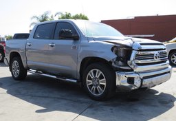 2014 Toyota Tundra  Truck - Image 4