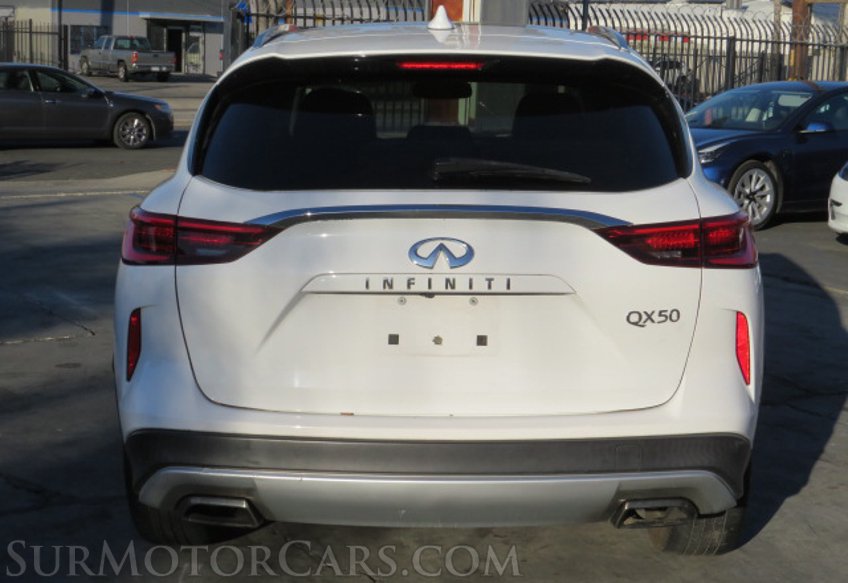 2019 Infiniti QX50 - Image 12