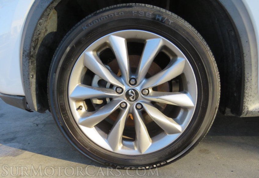 2019 Infiniti QX50 - Image 19