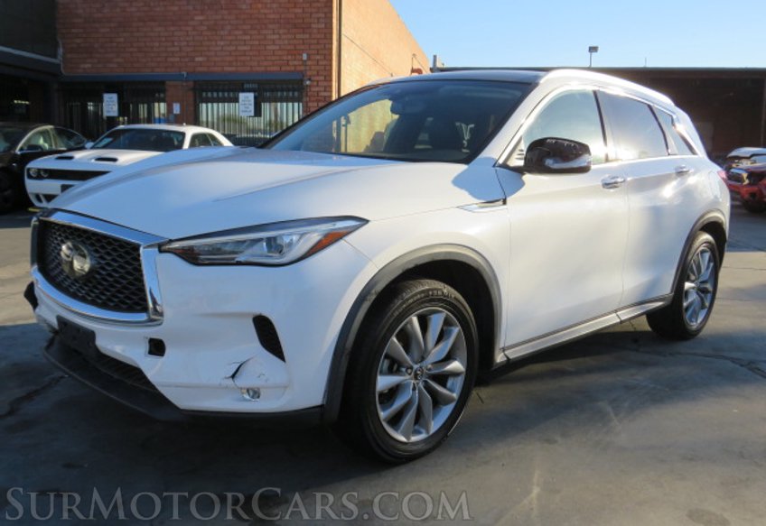 2019 Infiniti QX50 - Image 3