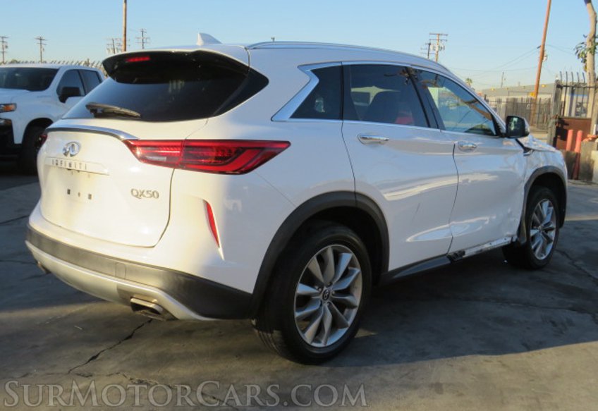 2019 Infiniti QX50 - Image 9